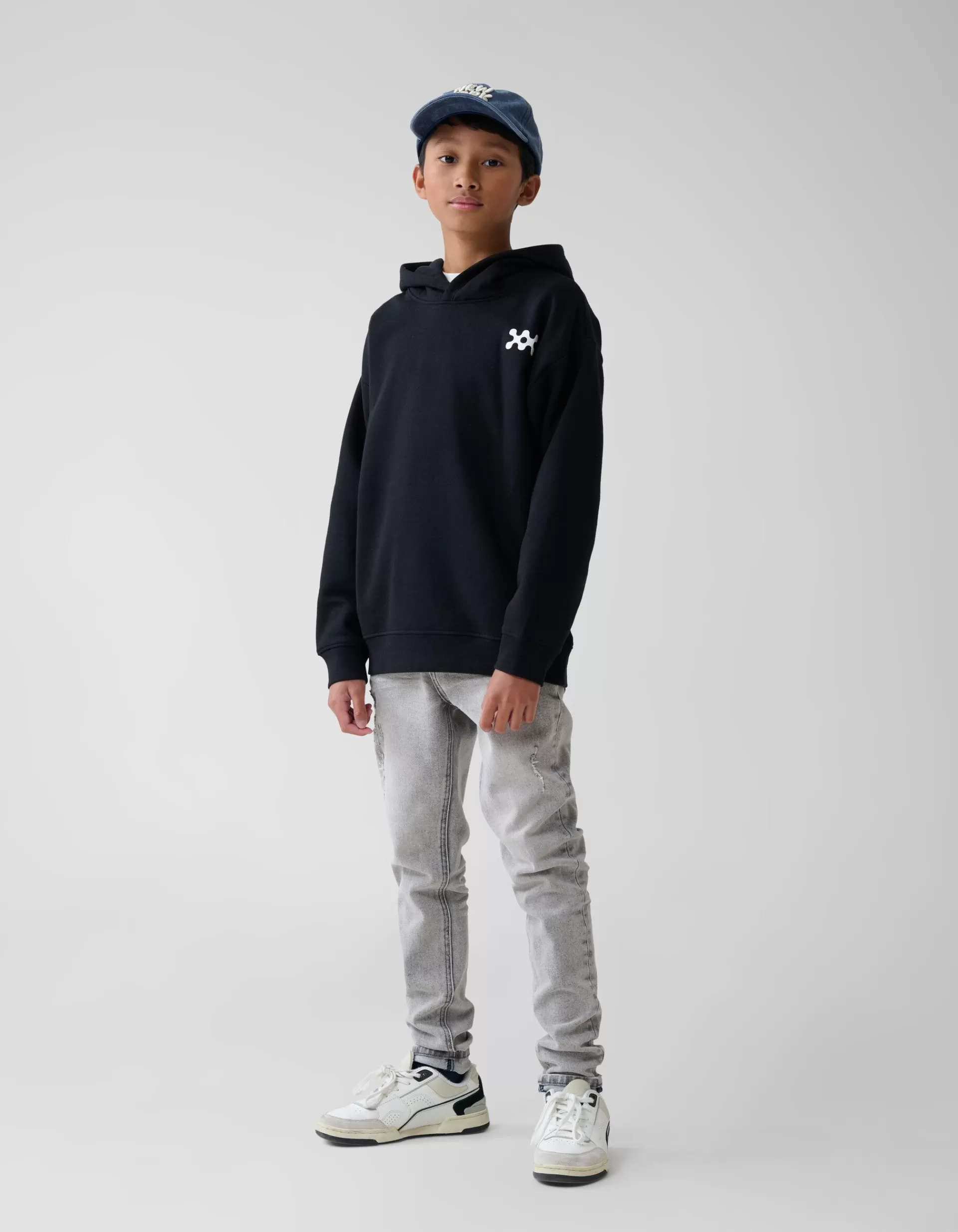 Basis Artwork Hoodie Zwart>Shoeby Outlet