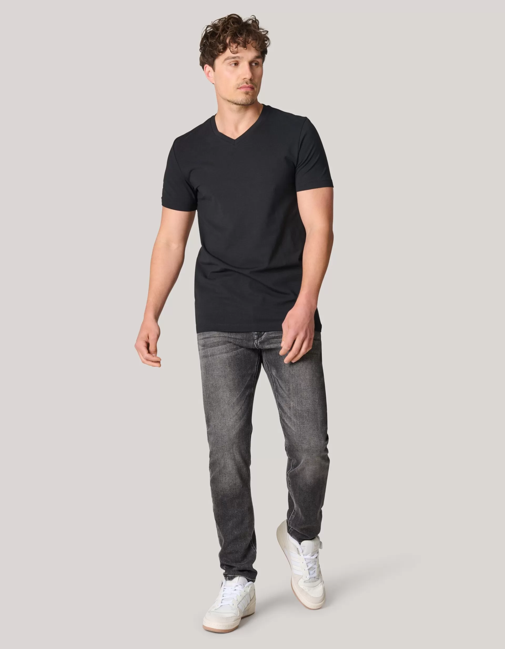 Basis V-hals T-shirt Zwart>Shoeby Outlet