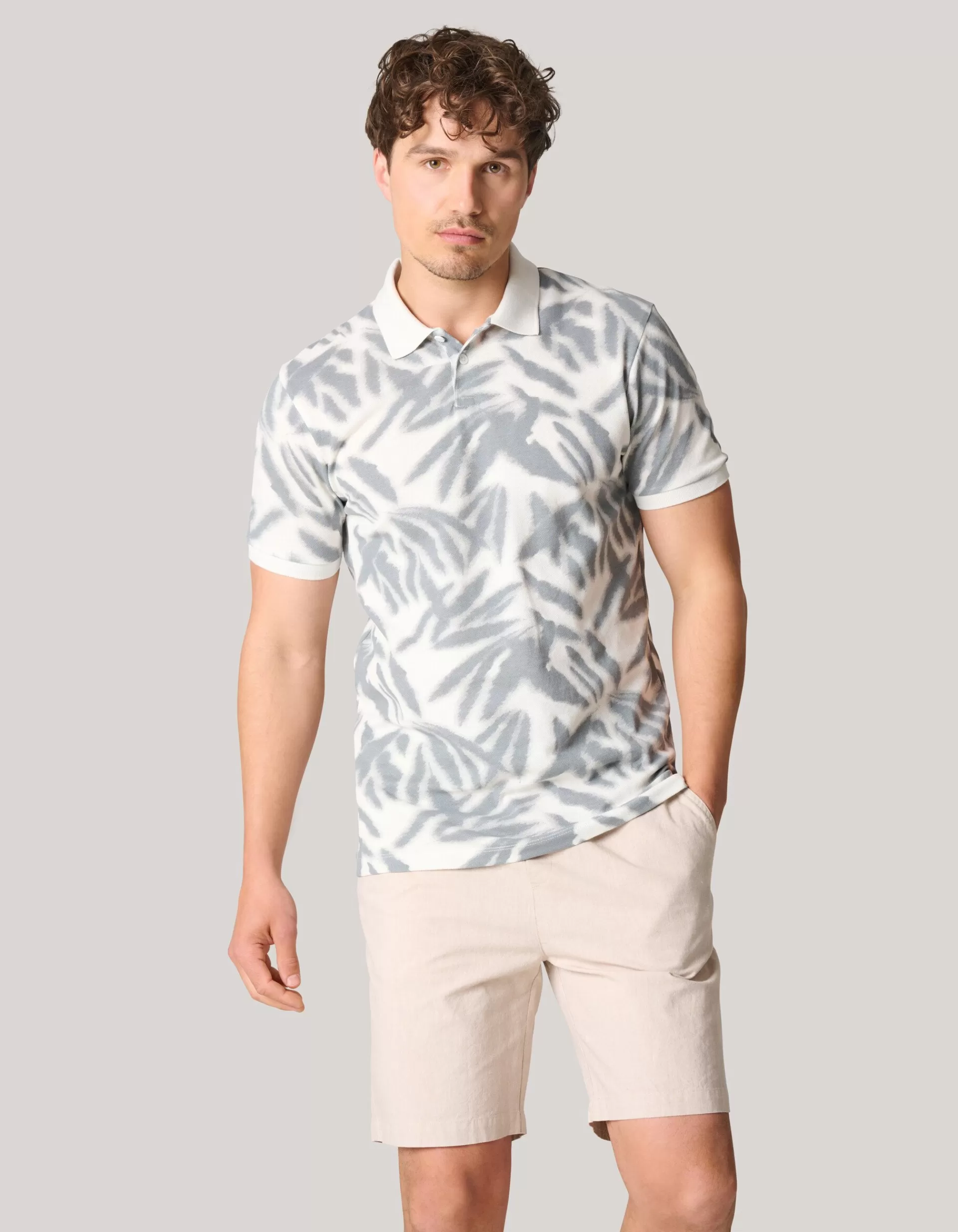 Leaf Print Polo Wit>Shoeby Cheap