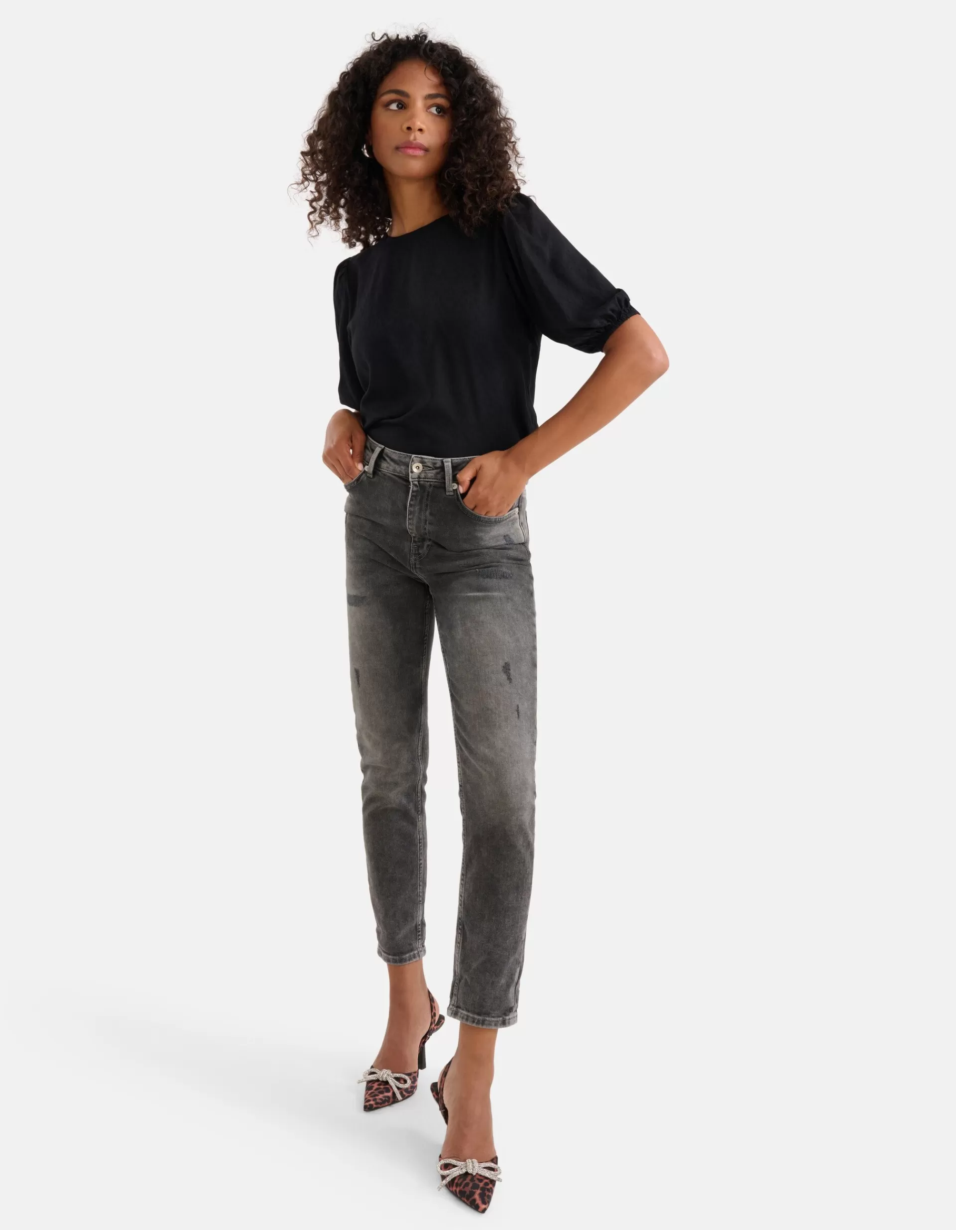 Tapered Fit Jeans Zwart L29>Shoeby Online