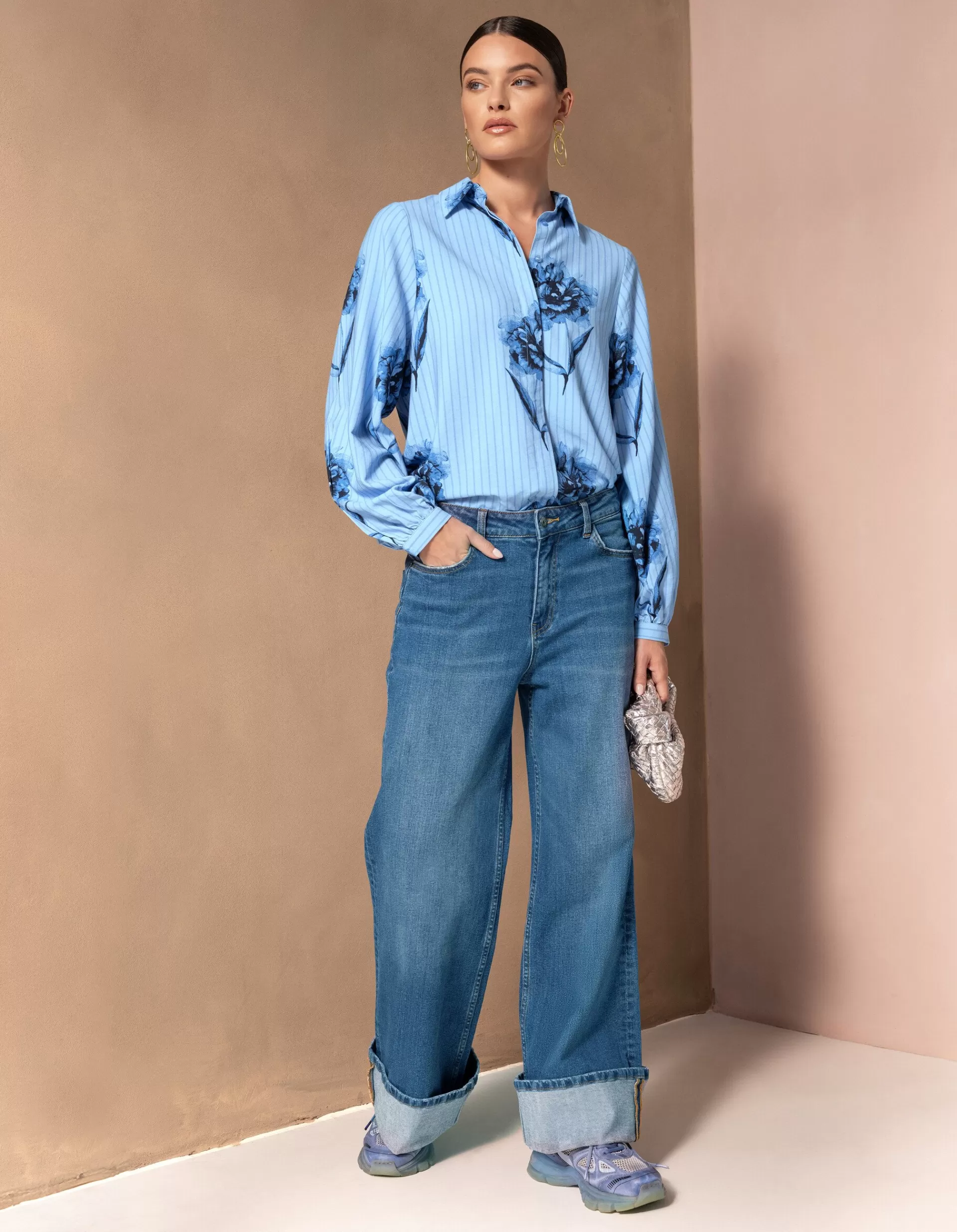 Turn Up Wide Leg Fit Jeans By Mieke>Shoeby Clearance